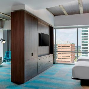 Ultra Savvy Suite 2 Queen Sofa bed Corner room